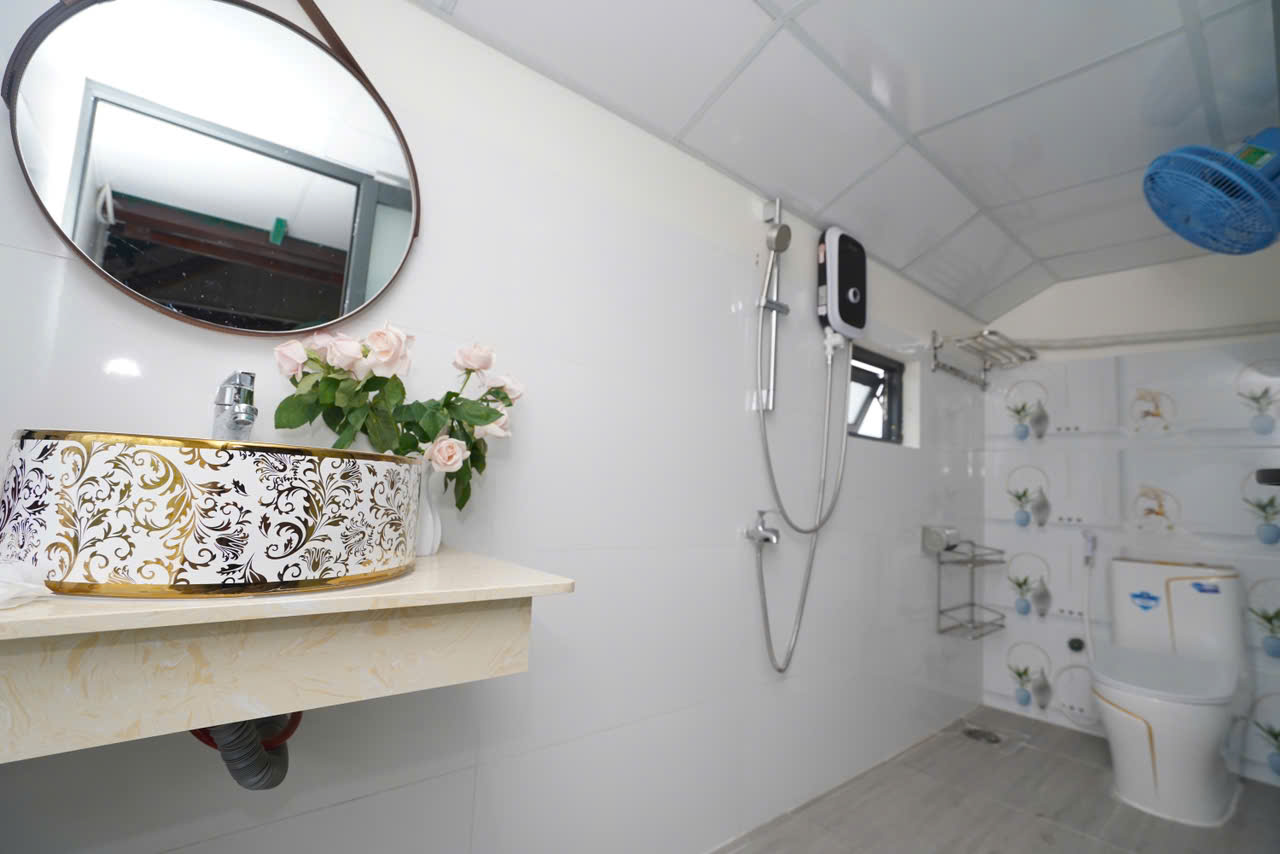 z6233028762487_75e88eee8c9c04dd4a2681d1a583d908