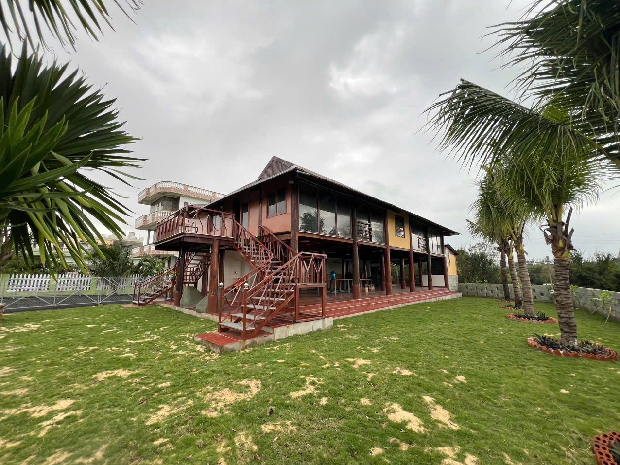 z6233067611186_22c9c2b6d70713a011050324c4bd435a